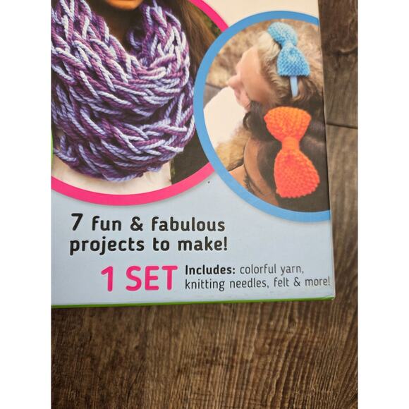 SPICE BOX: 1-2-3 Knitting Finger Arm Classic Knit DIY For Kids Crafts Project - Picture 4 of 7